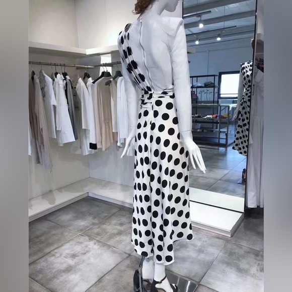 US 2 DOLCE & GABBANA RUCHED POLKA DOT CHIFFON SLEEVE MIDI DRESS NWT - Picture 11 of 14